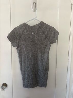 Lululemon Gray swiftly tech T shirt Athletic Tee